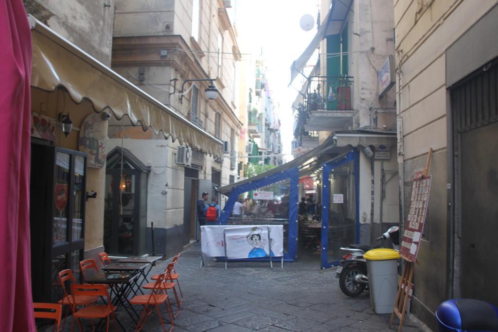 Stay In Naples Flats Экстерьер фото