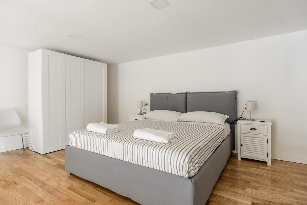 Stay In Naples Flats Экстерьер фото