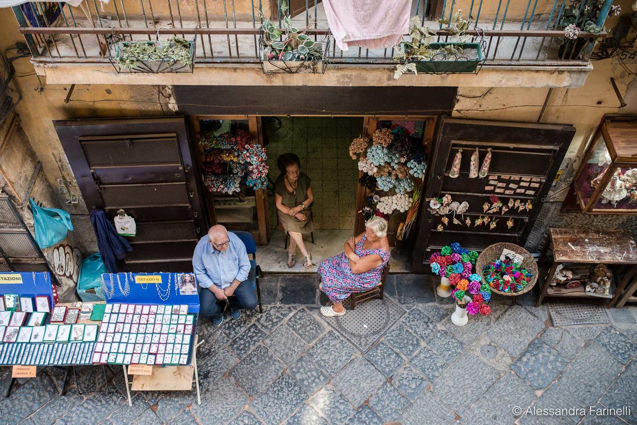 Stay In Naples Flats Экстерьер фото